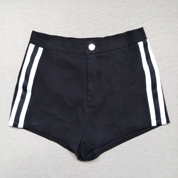 *SOLD* YesStyle Black Contrast Trim White Stripes Shorts Size XS - Picture 2 of 5